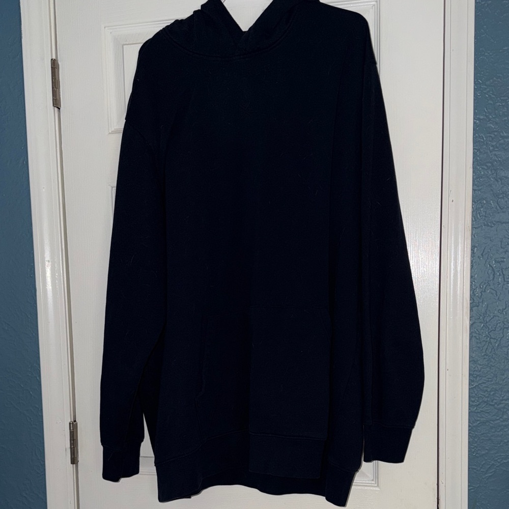 Xersion Men's Dark Hoodie Sweater